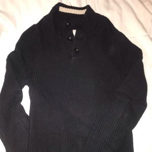 Men’s Navy collared knit sweater